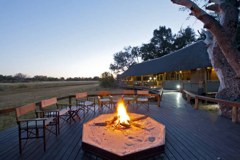 The popular fire pit with view of the wilderness plains at Chitabe